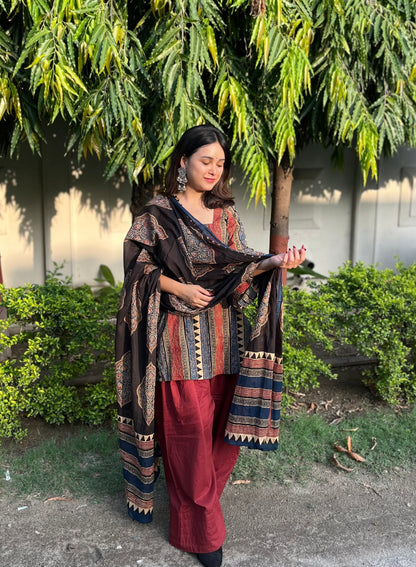Diya Farshi Salwar Set