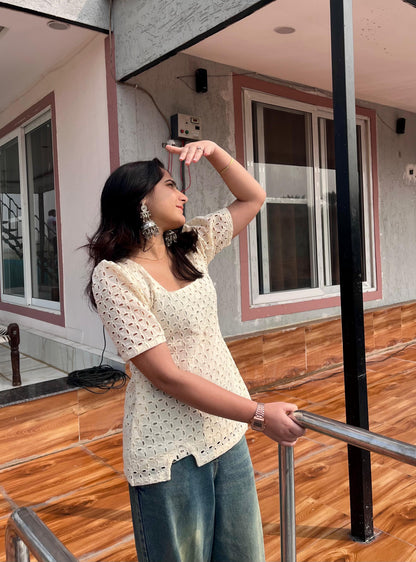 Aida Hakoba Short Kurti