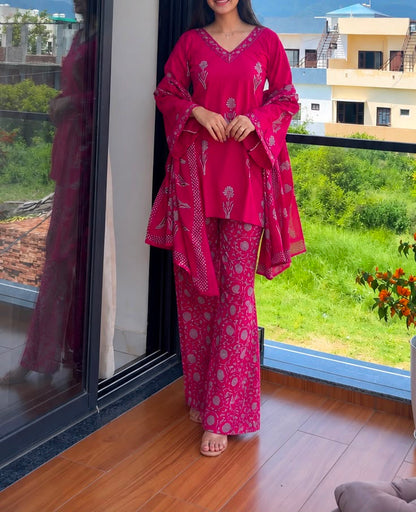 Nazm Suit Set