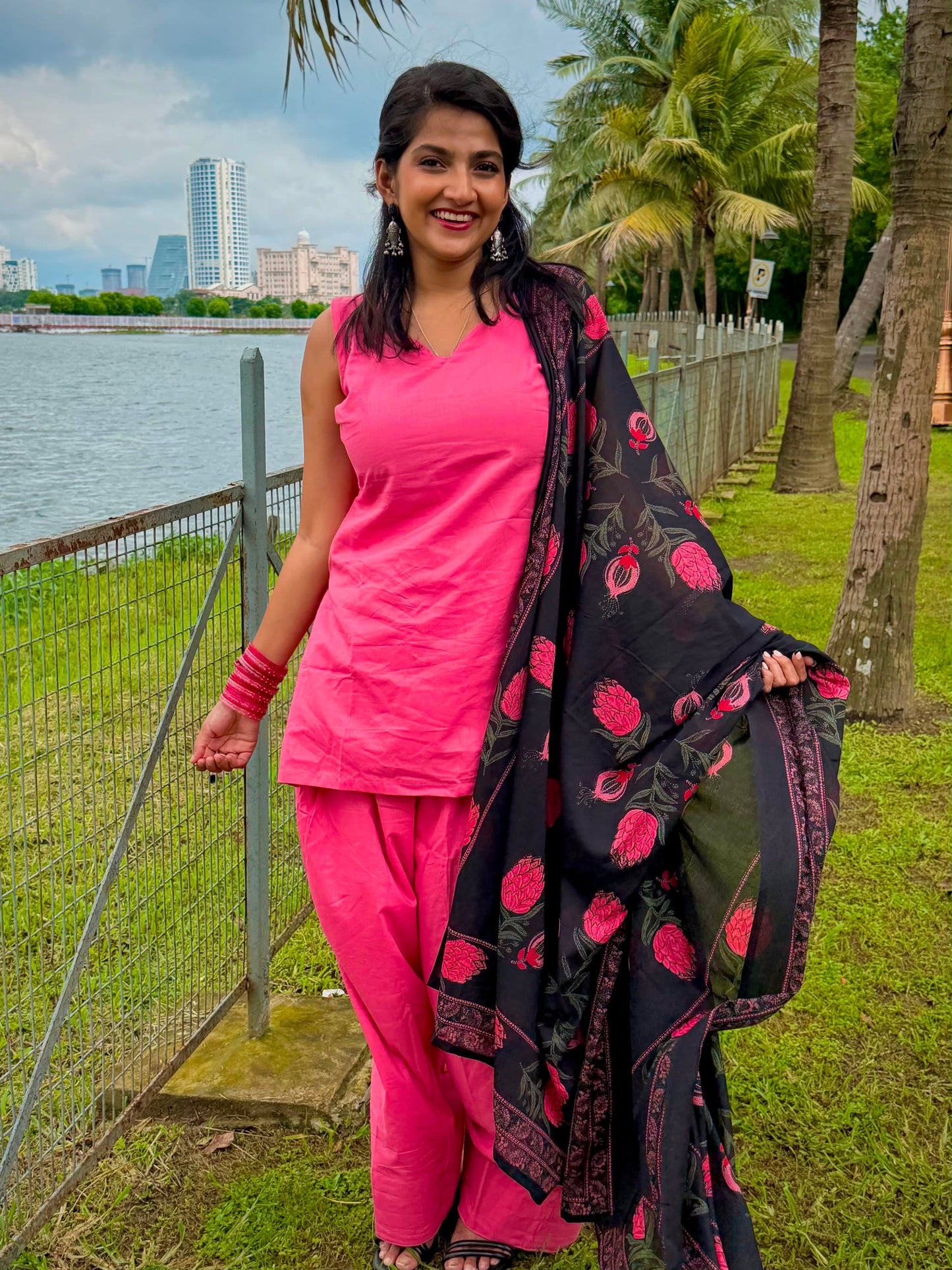 Fiza Farshi Set