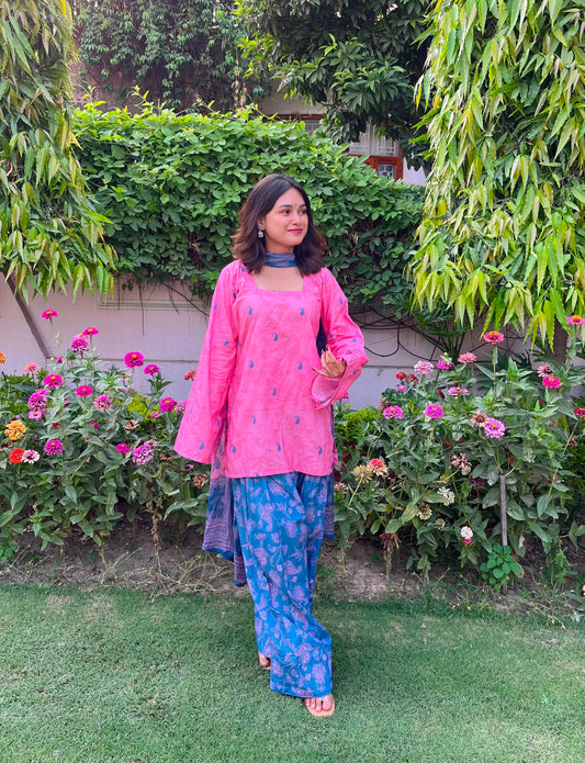 Olivia Farshi Set