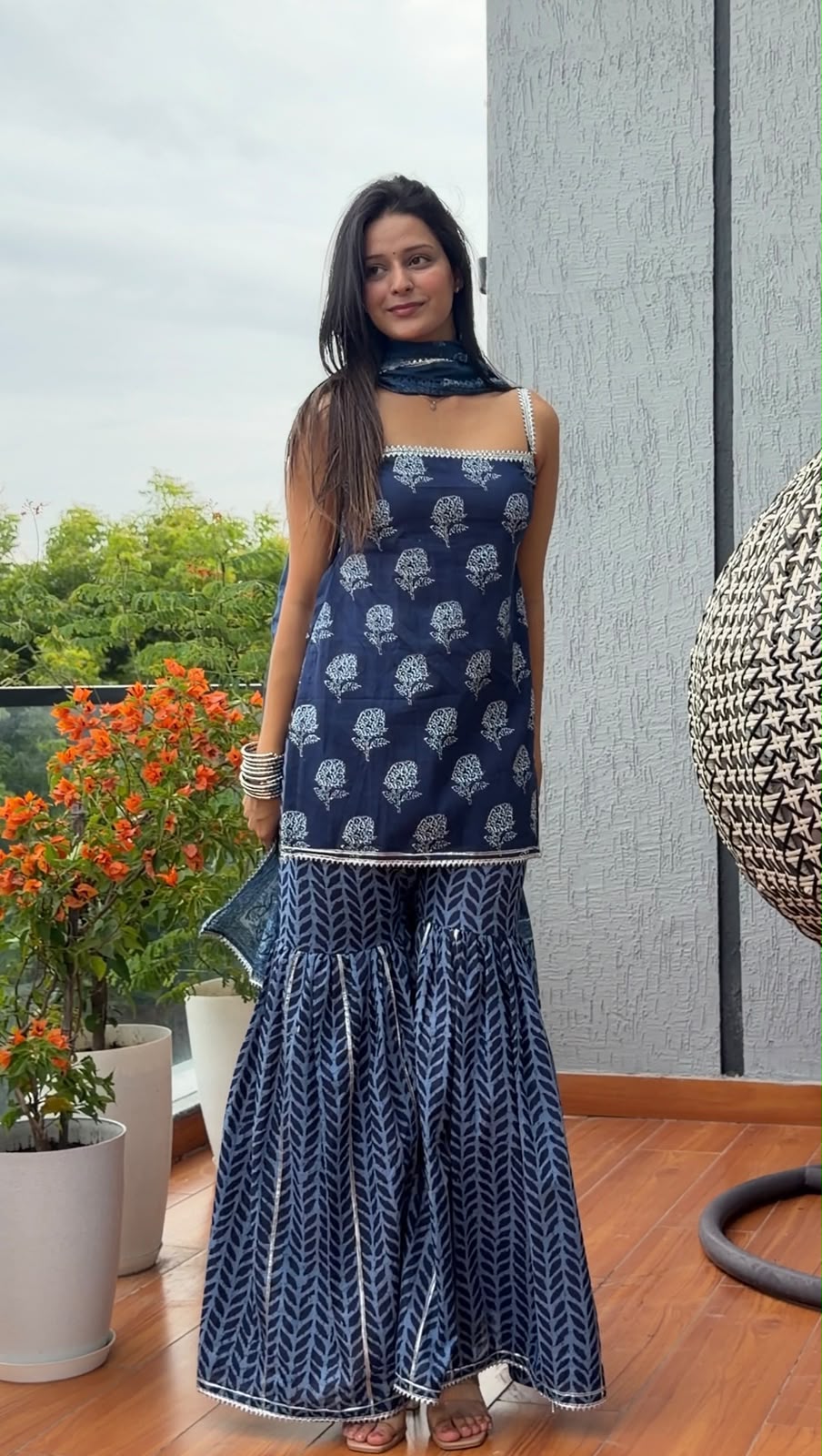 Meher Sharara Set