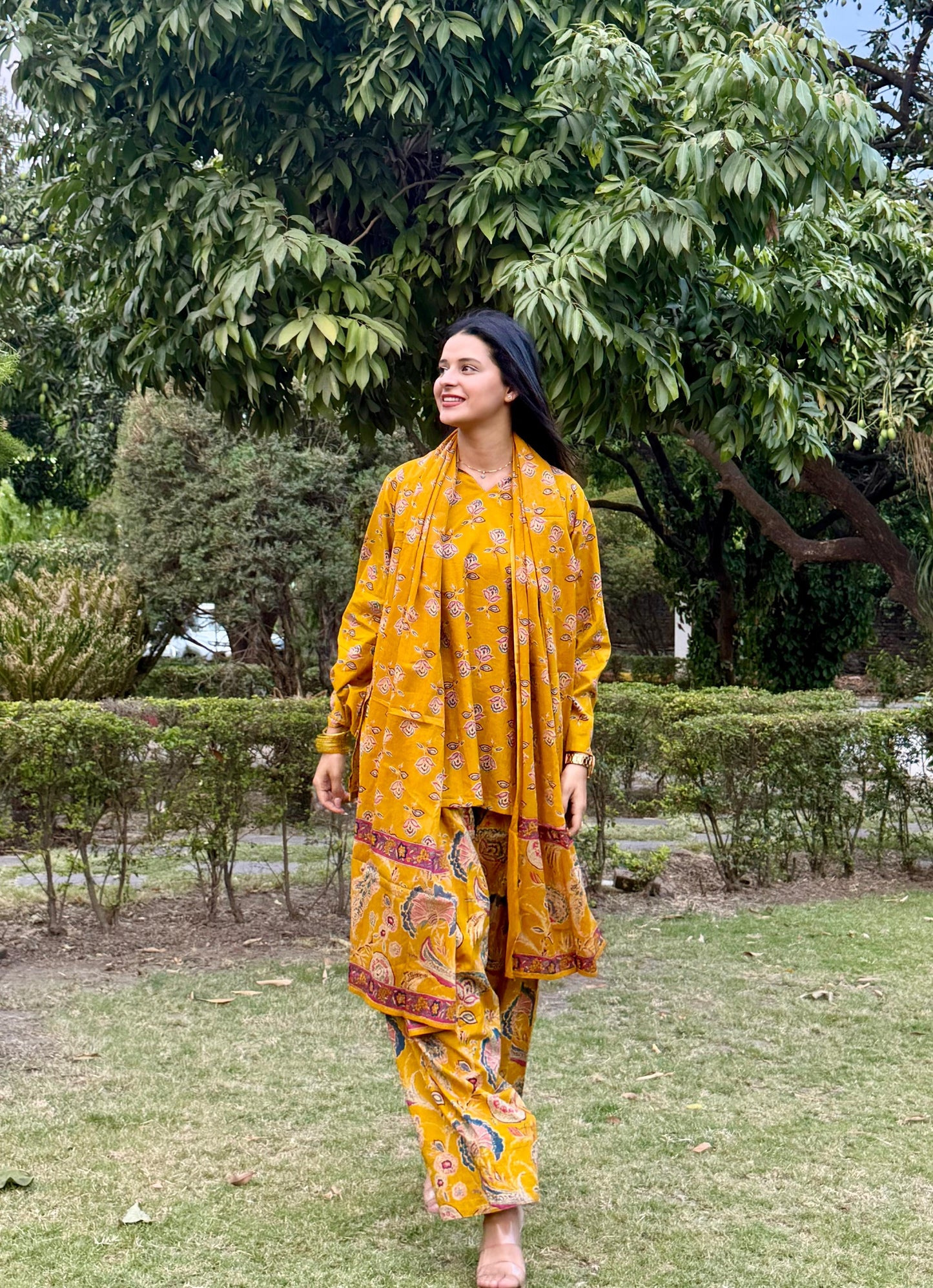Komal Farshi Salwar Set