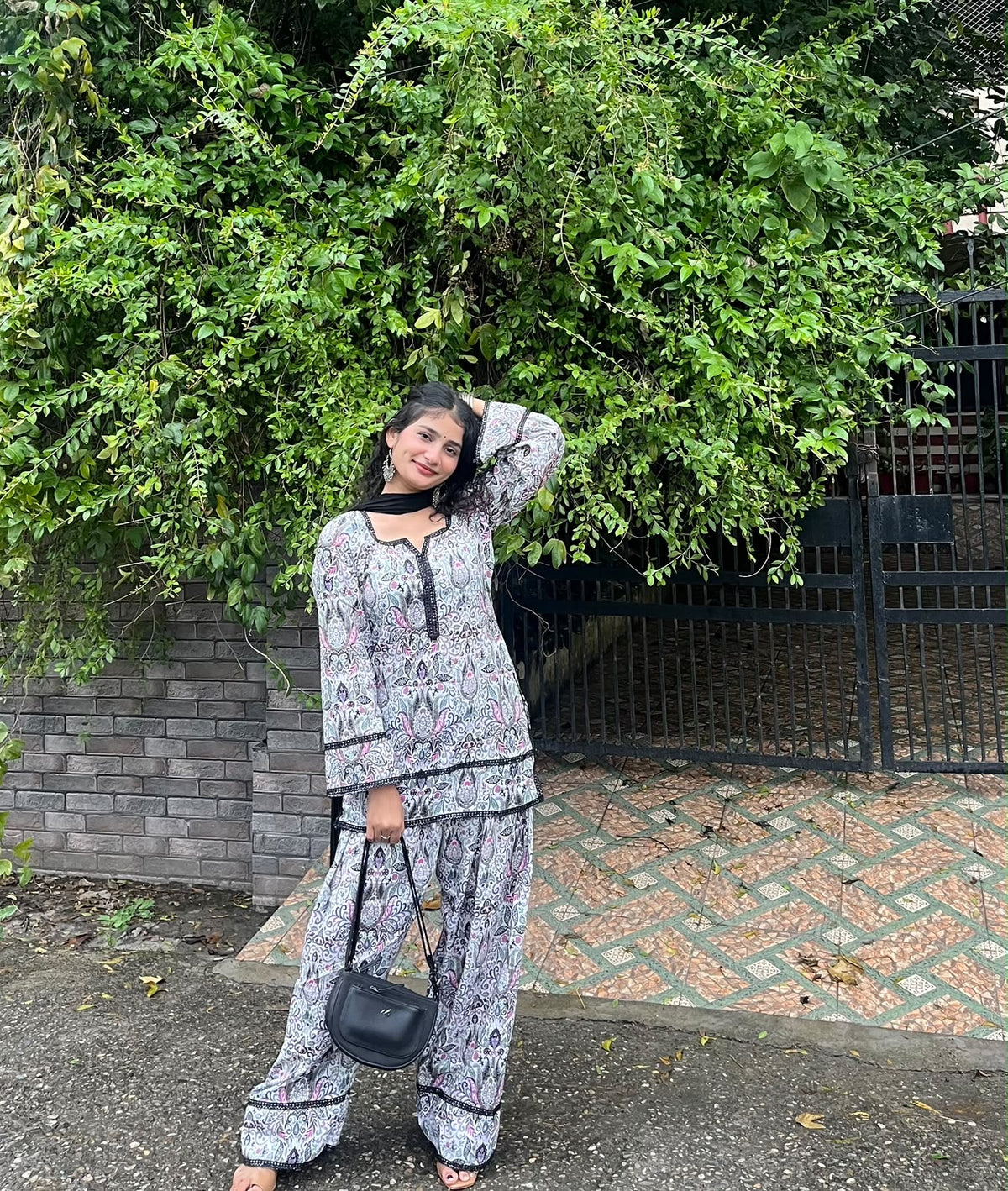 Iniya Set