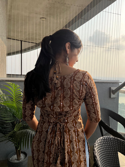 Madhur Long Kurti