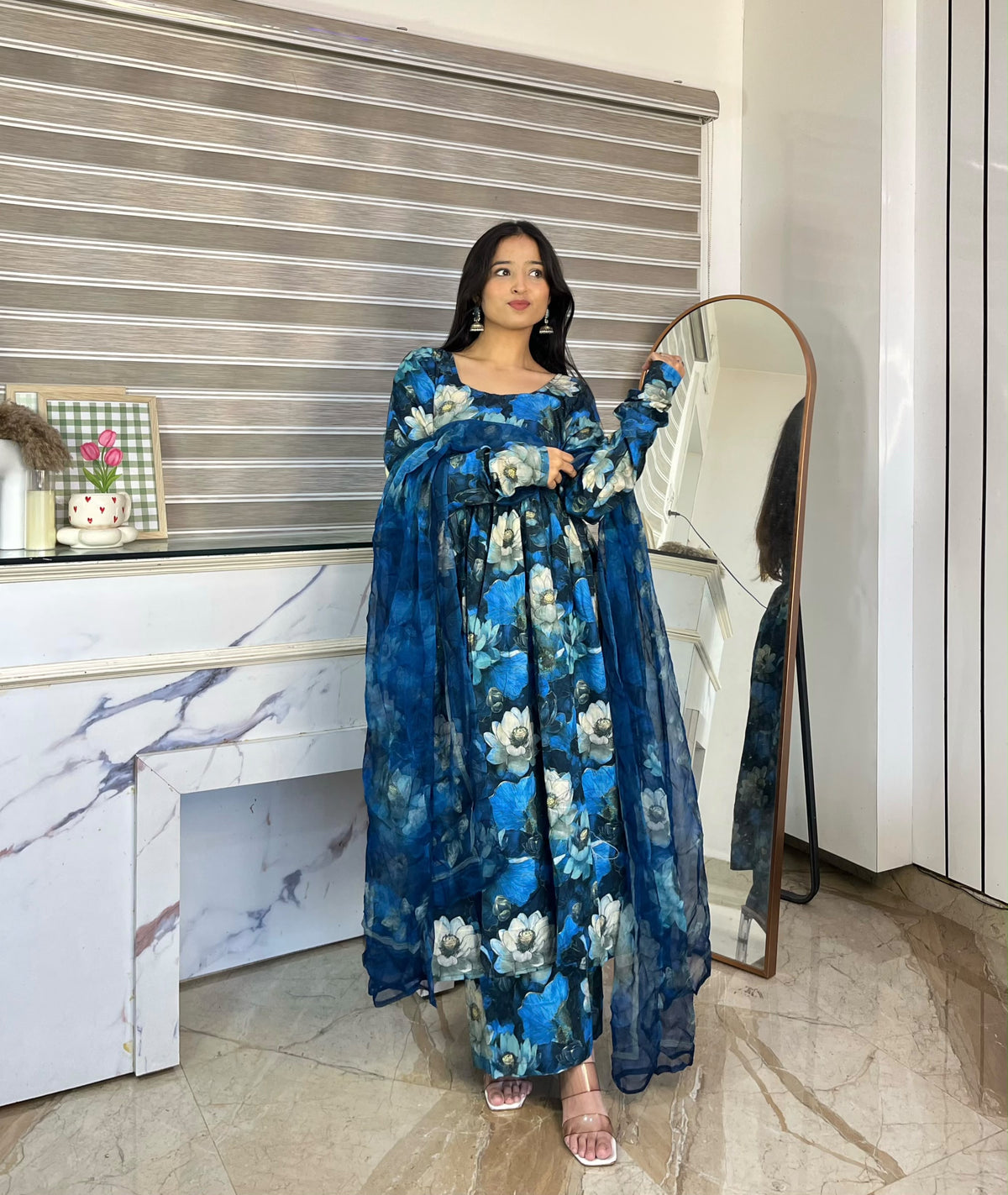 Yuvika Anarkali