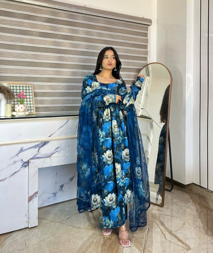Yuvika Anarkali