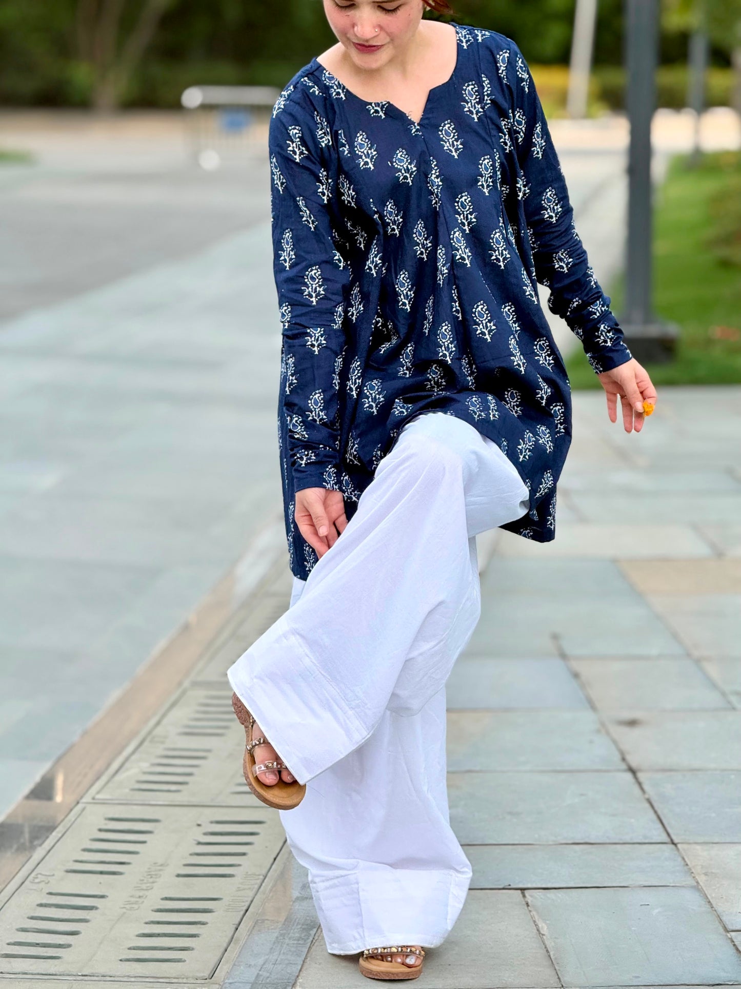 Sufiya Farshi Set
