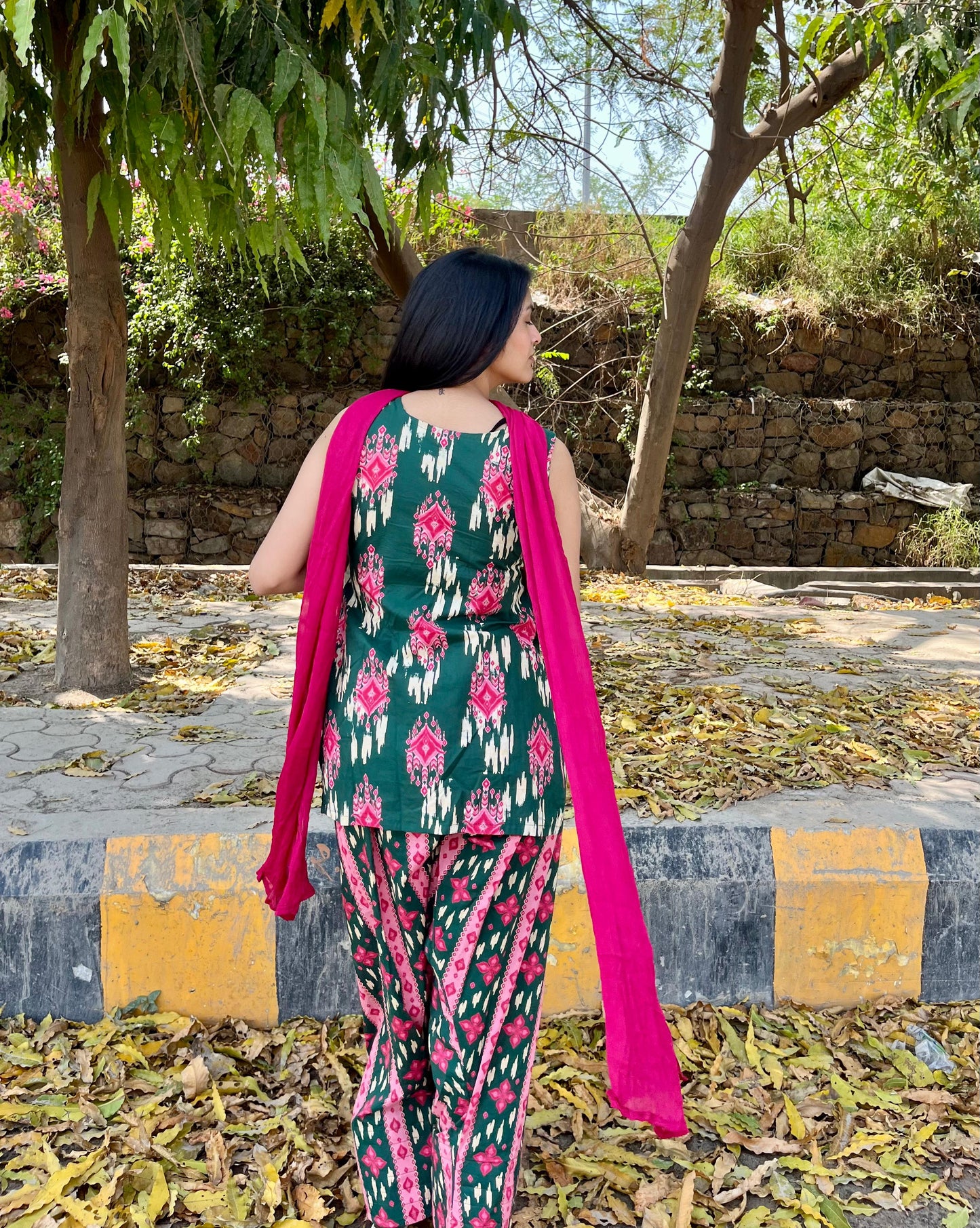 Eesha Farshi Salwar Set