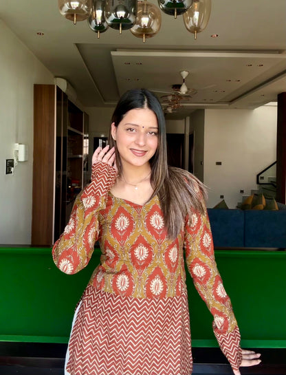 Kesarika Corset Back Straight Kurti