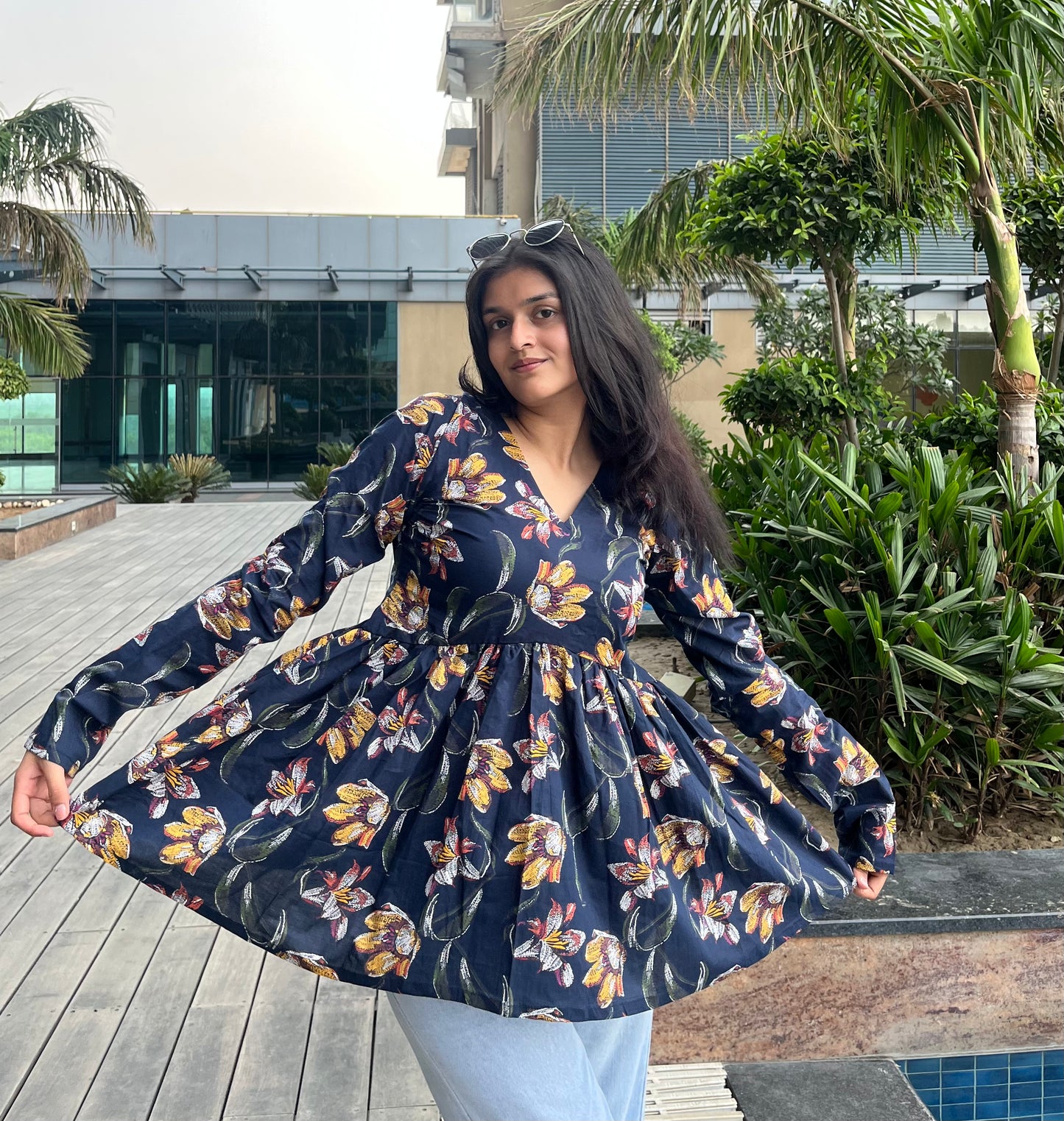 Pani Da Rang Peeplum Short Kurti