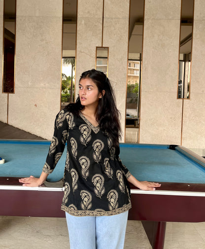 Chanda Straight Short Kurti