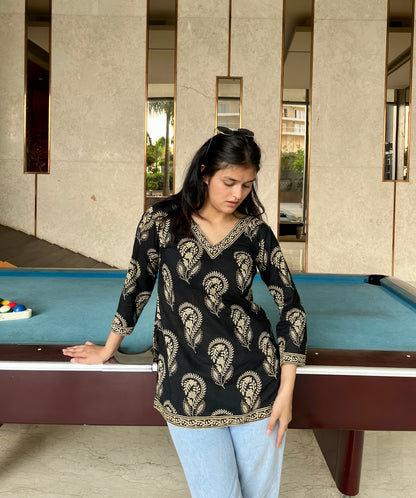 Chanda Straight Short Kurti