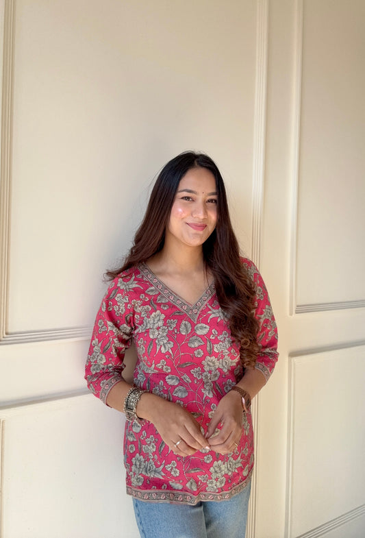 Pretty In Pink Straight Short Kurti