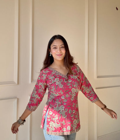 Pretty In Pink Straight Short Kurti