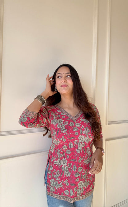 Pretty In Pink Straight Short Kurti