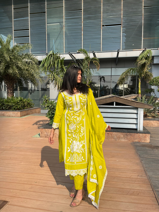 Liril Kurta Set