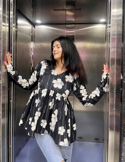 Black & White Floral Peeplum Short Kurti