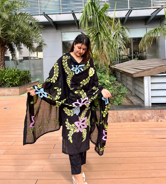 Handpainted Urvi Suit Set