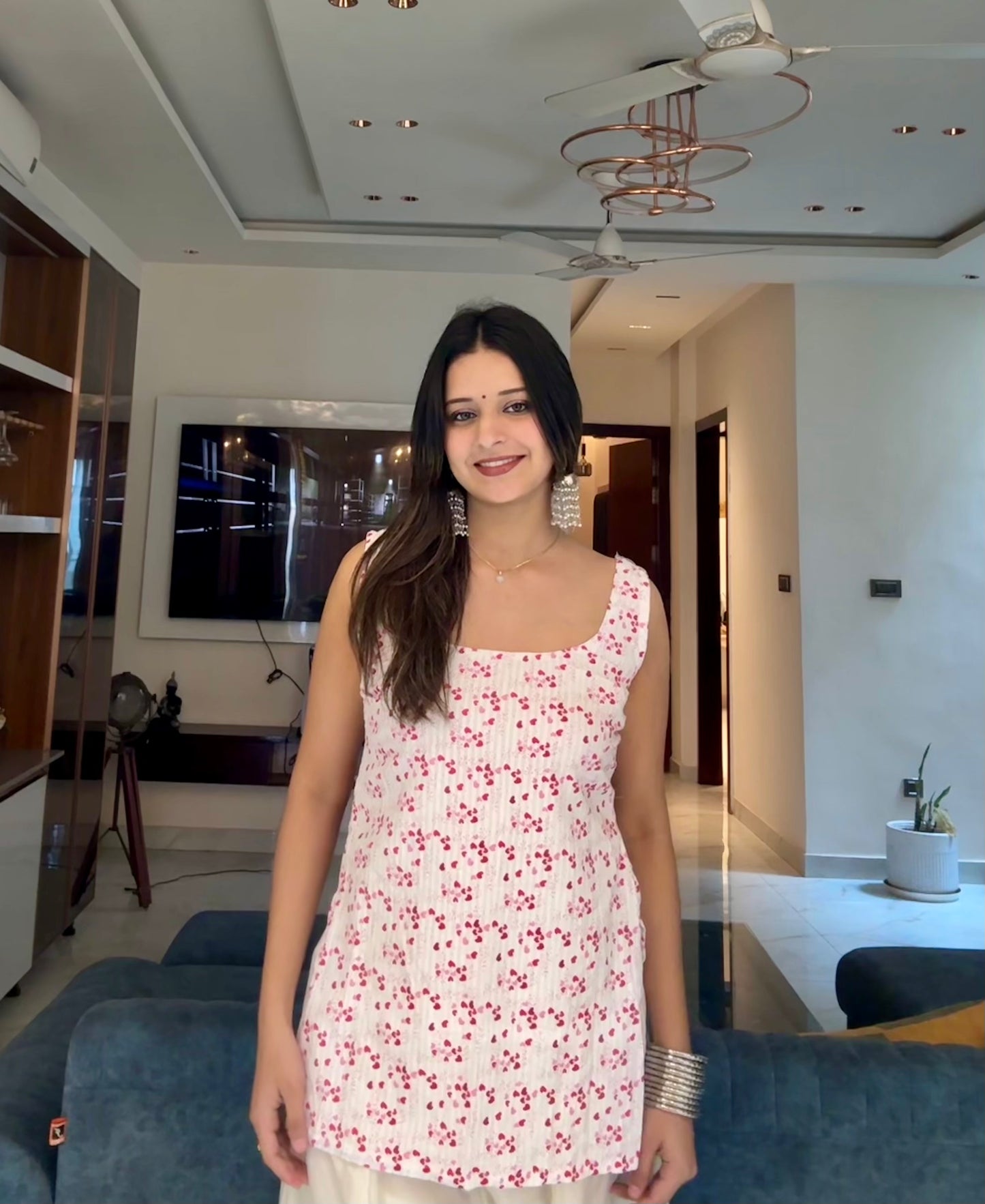 Laav Backless Short Kurti