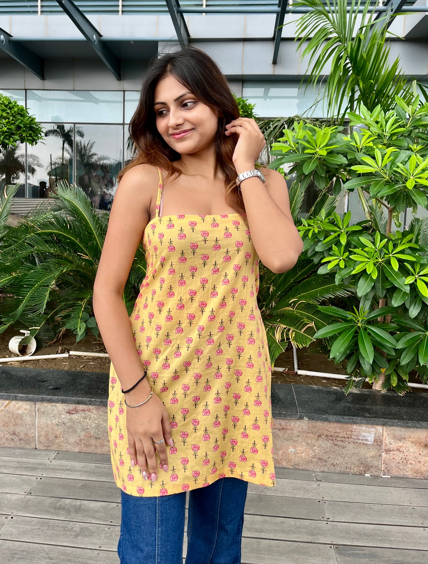 Susan Strappy Backless Short Kurti