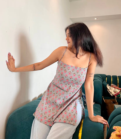 Grey Era Backless Straight Short Kurti