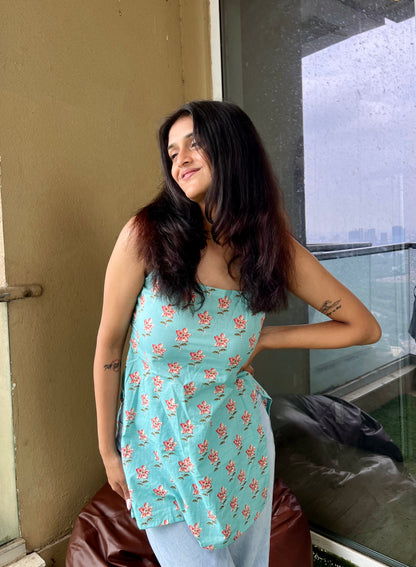 Faith Backless Straight Short Kurti