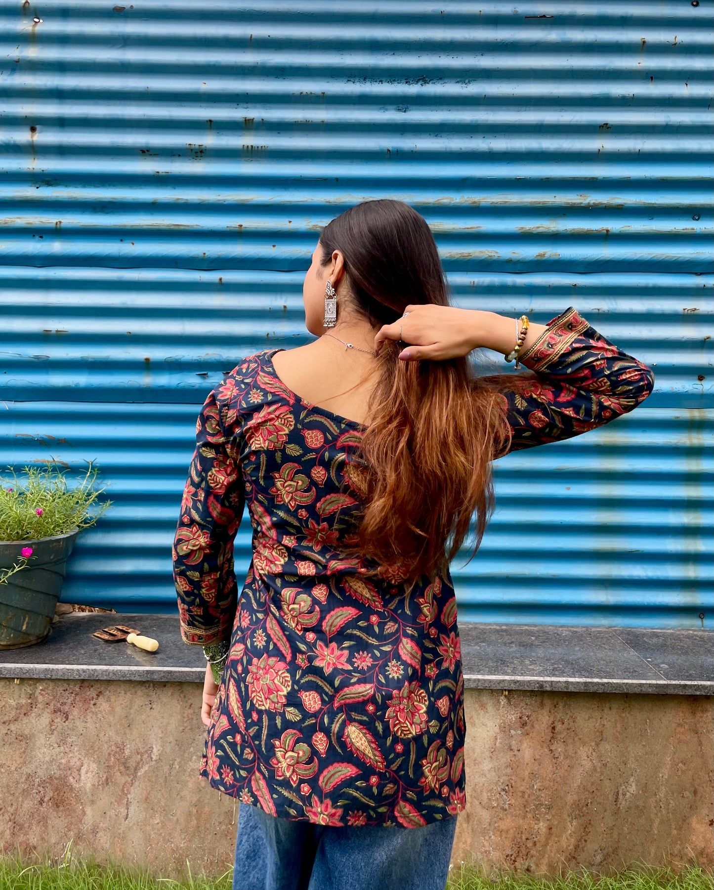 Hawa Hawai Straight Short Kurti