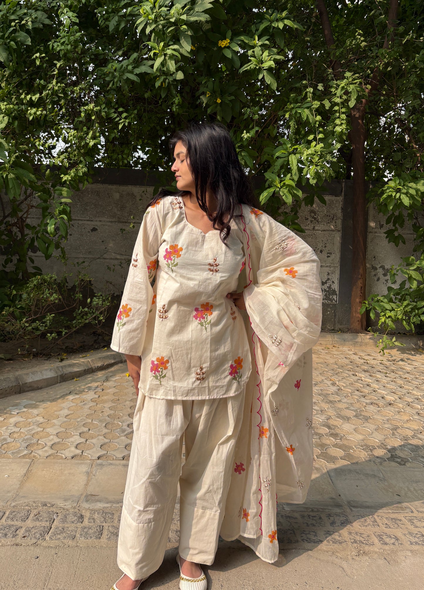 Patola Embroidery Farshi Salwar Set