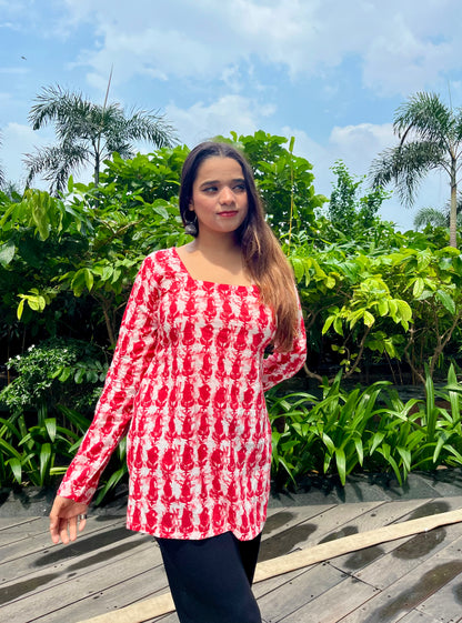 Aarohi Corset Back Straight Short Kurti