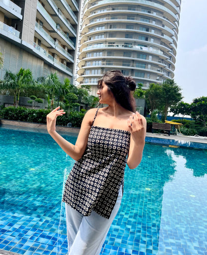 Raatrani Backless Straight Short Kurti