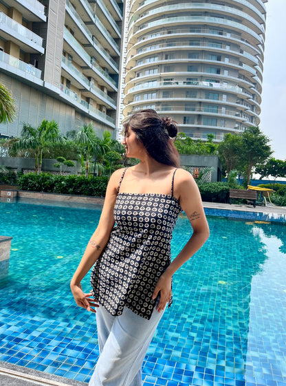 Raatrani Backless Straight Short Kurti