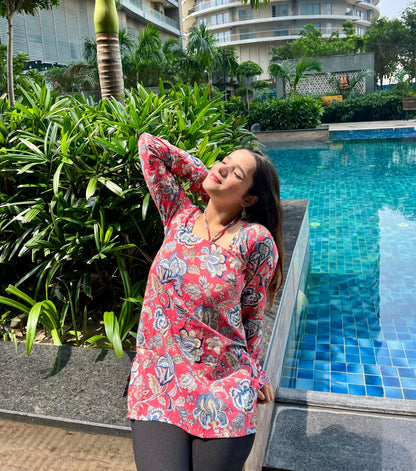 Twinkle Backless Straight Short Kurti