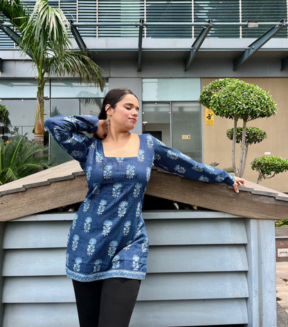 Samudra Corset Back Short Kurti