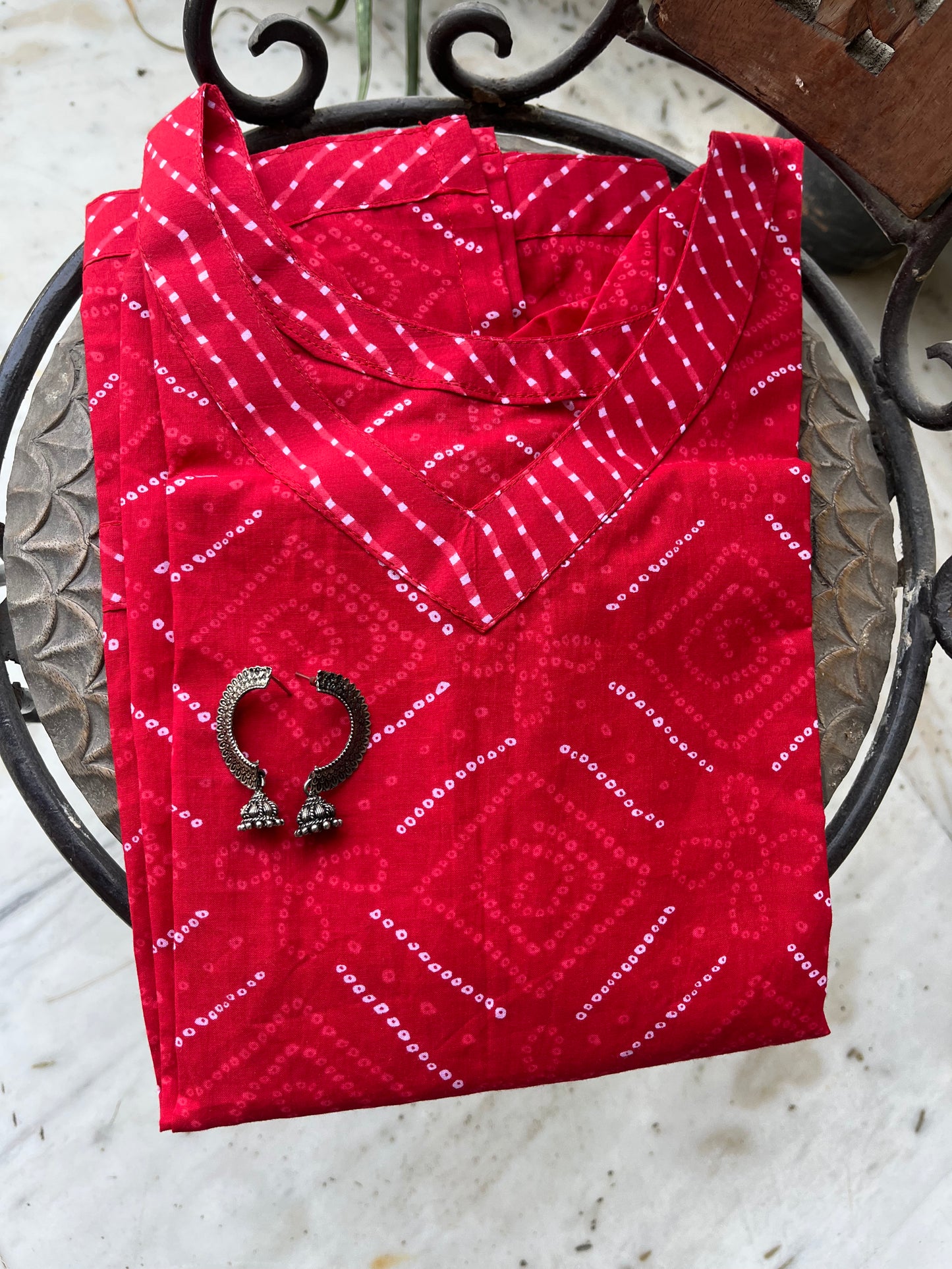 Red Bhandej Straight Fit Short Kurti