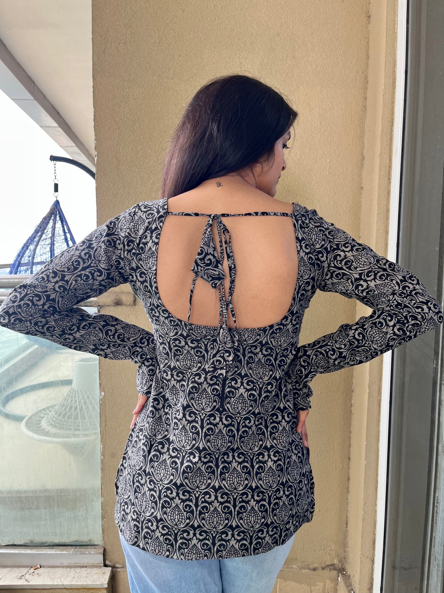 Kaajal Backless Straight Short Kurti