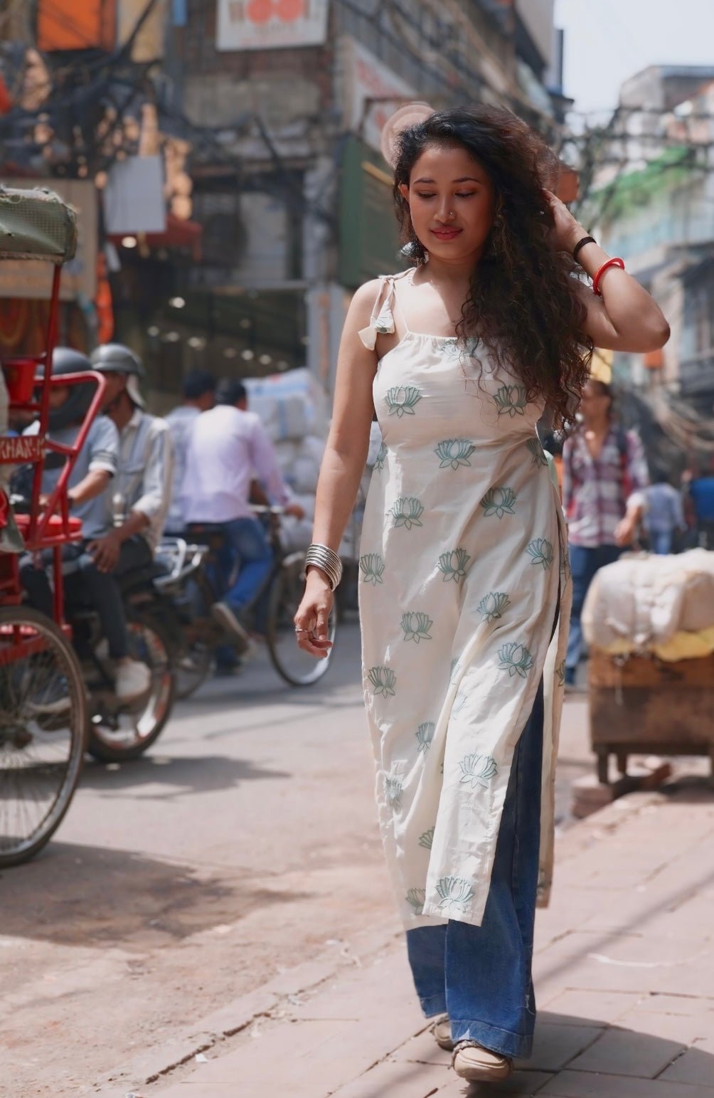Palak Patta Tie-Up Straps Long Kurti