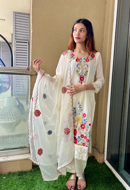 Shubhra Suit Set