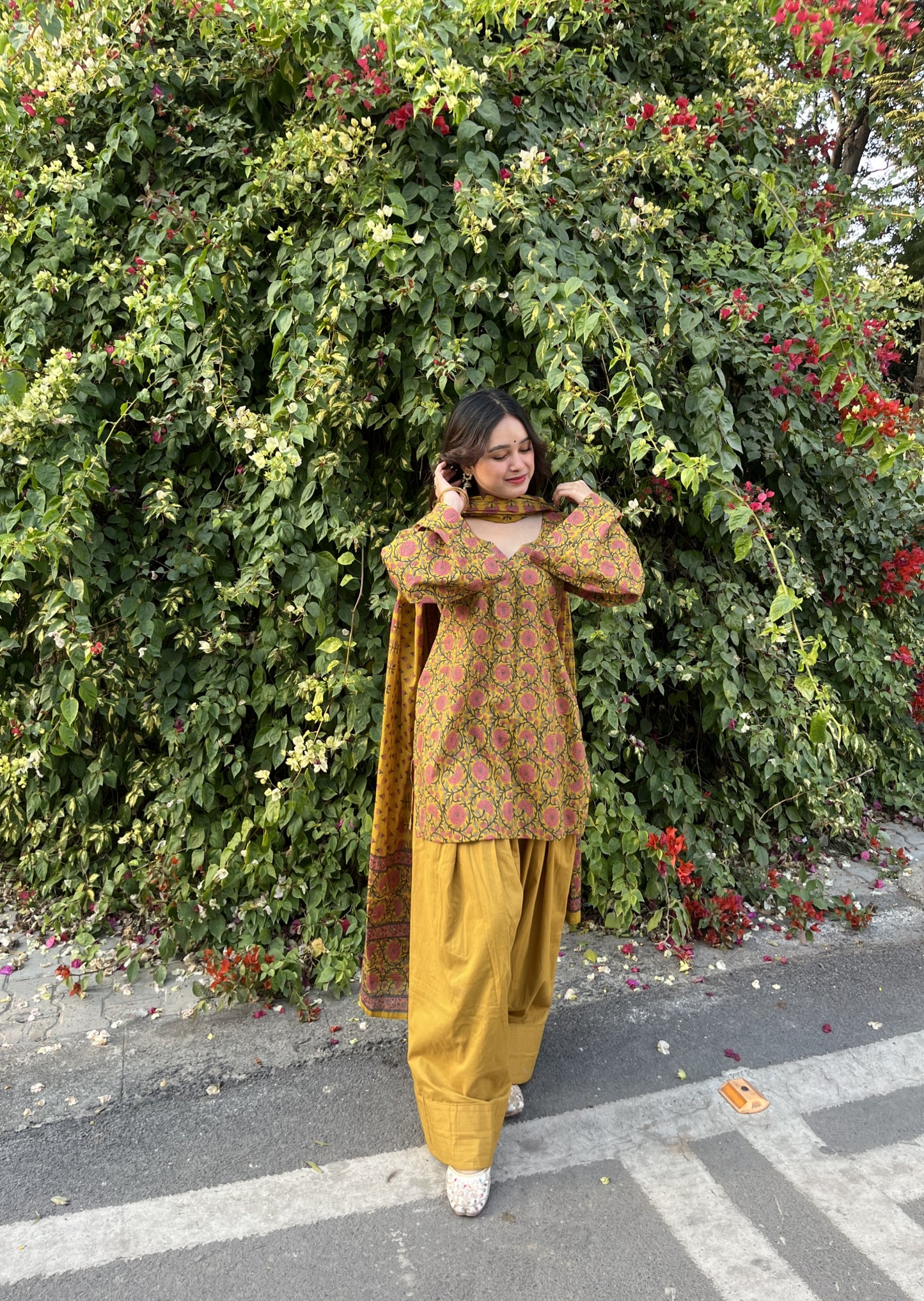 Aayra Farshi Salwar Set