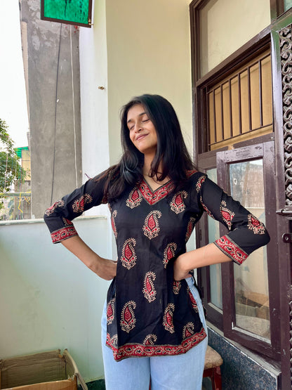 Black Beauty 2.0 Straight Short Kurti