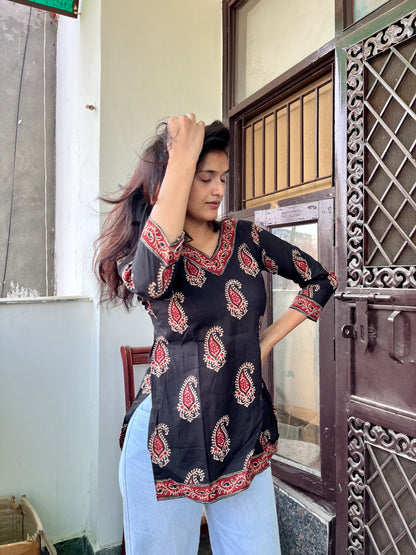 Kohl Straight Short Kurti