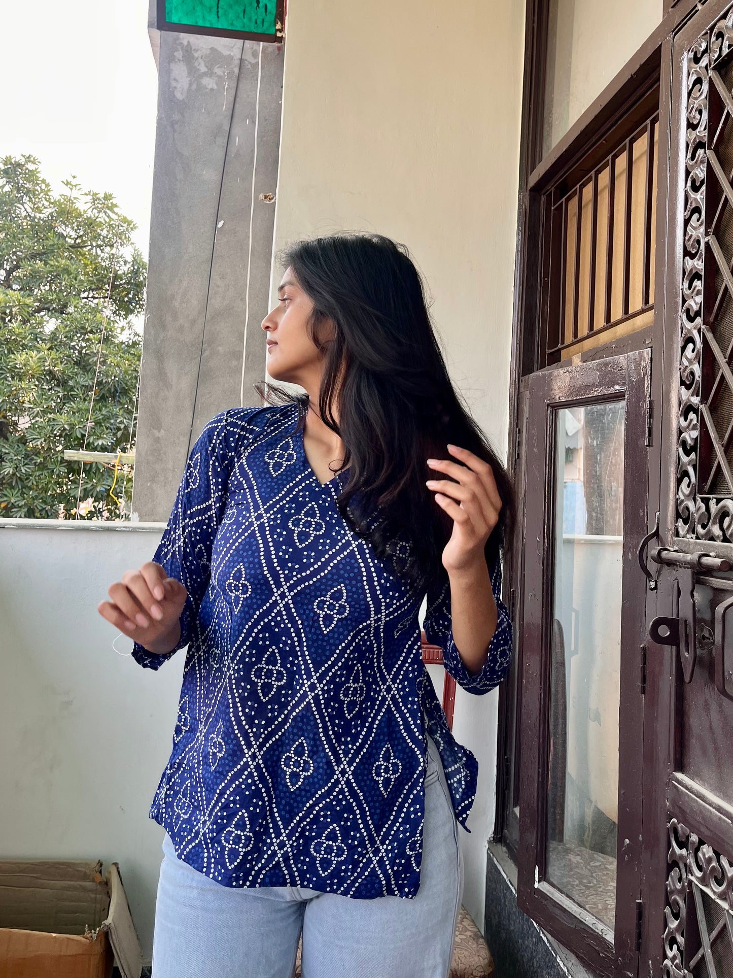 Blue Bhandej Backless Short Kurti