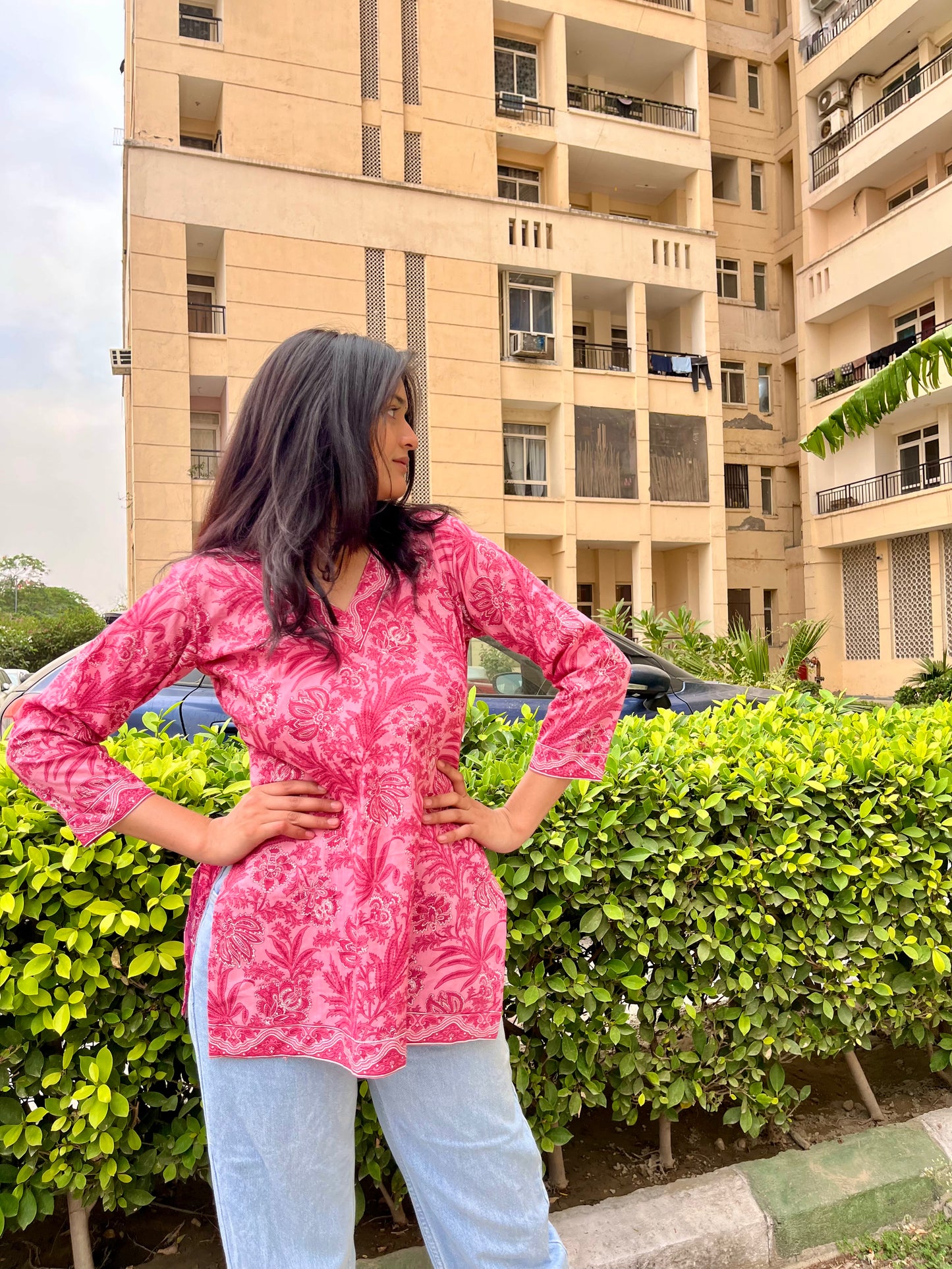 Gulabi Ishq Straight Short Kurti