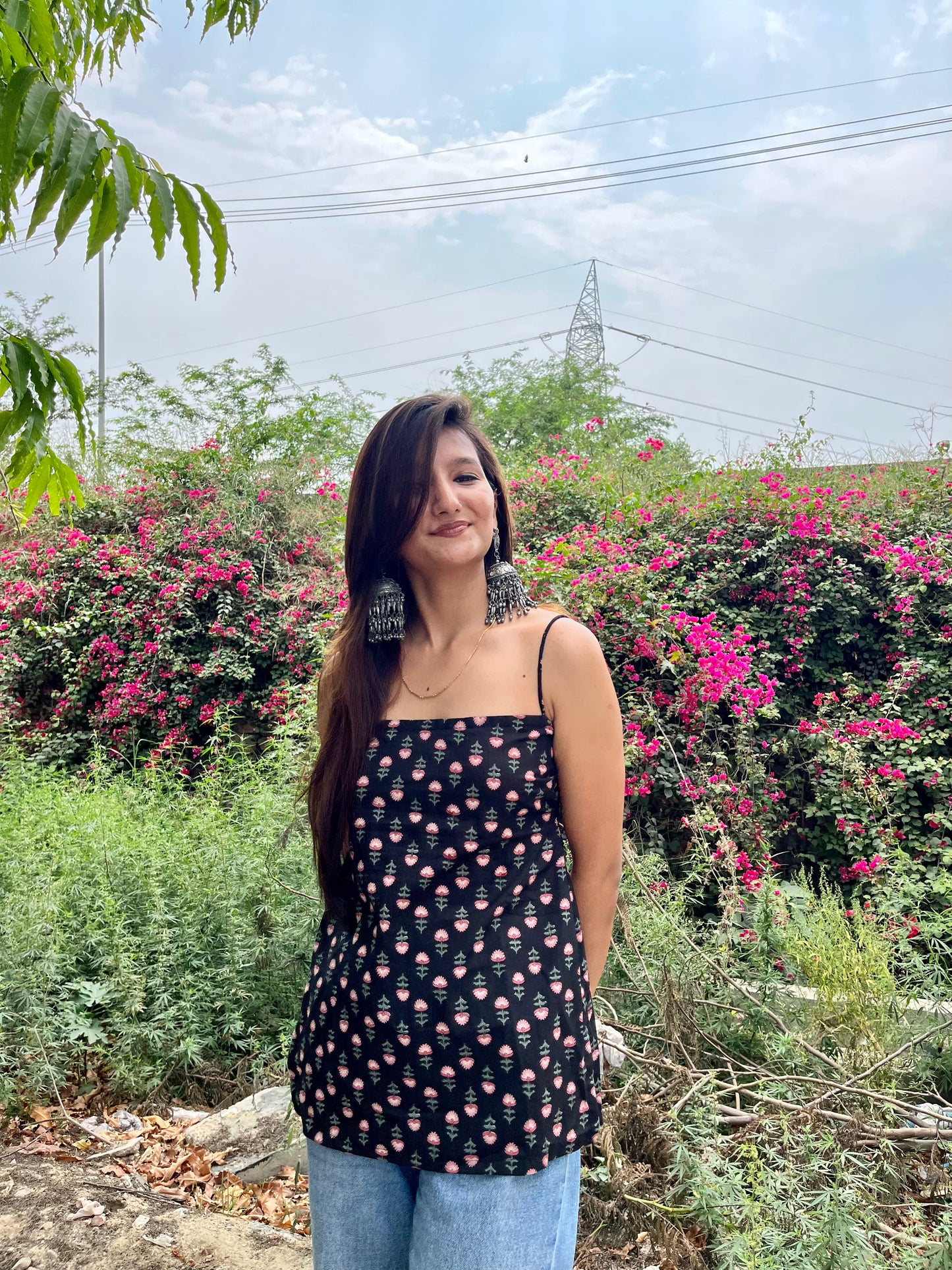 Strappy Backless in Black