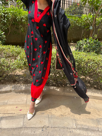 Laal Mohabbat Suit Set