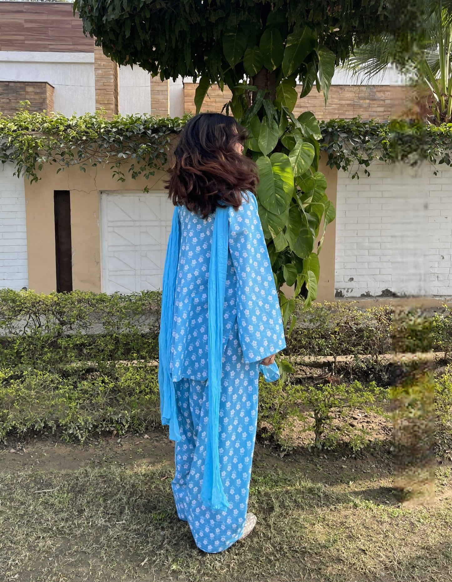 Badal Farshi Salwar Set