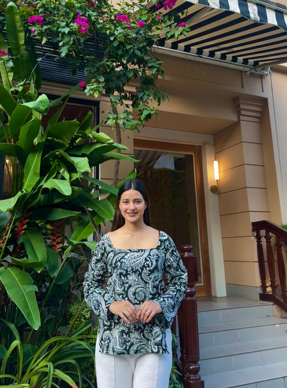 Adaa in Black Short Kurti