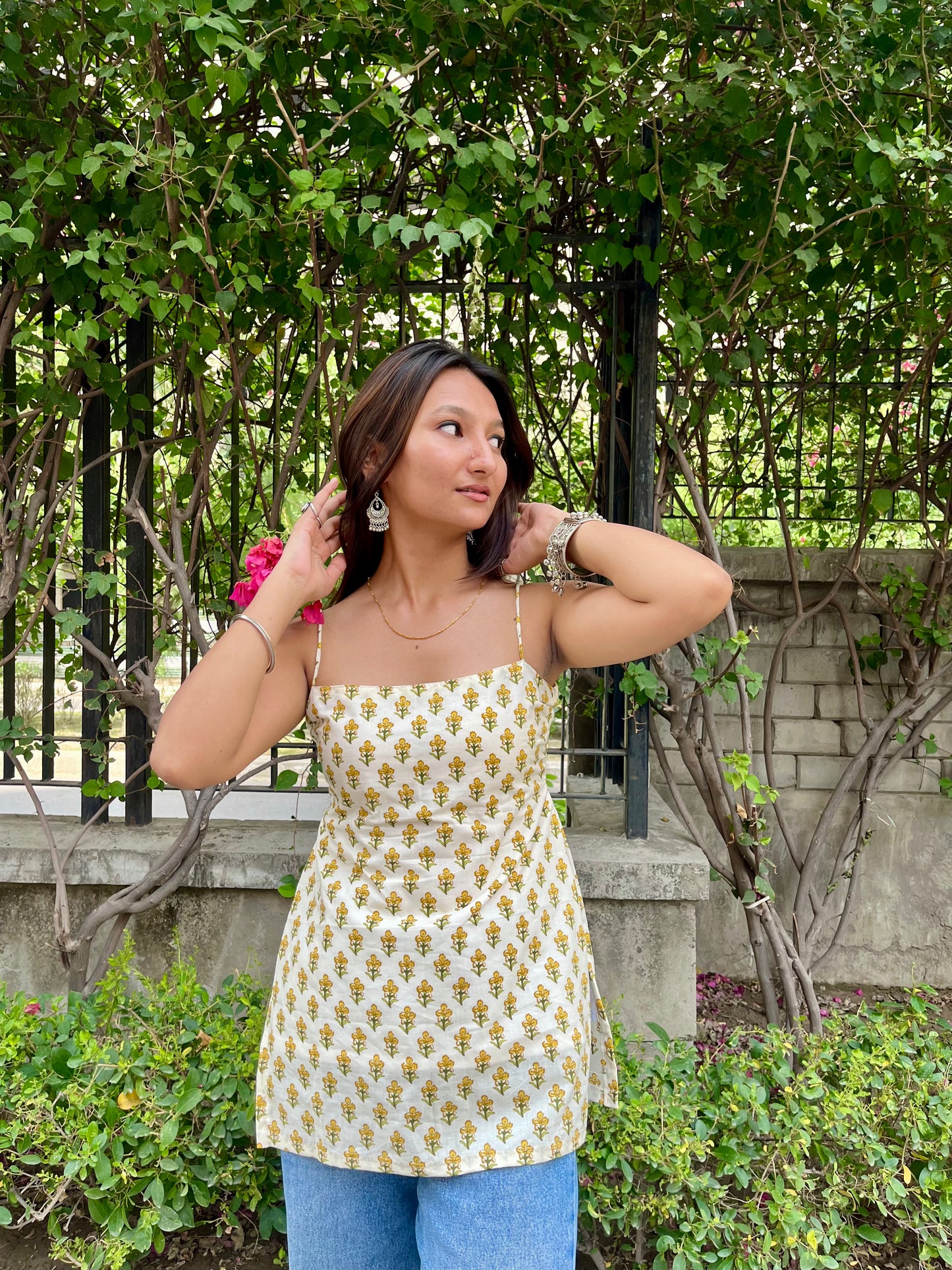 Daisy Noodle Strap Straight Kurti