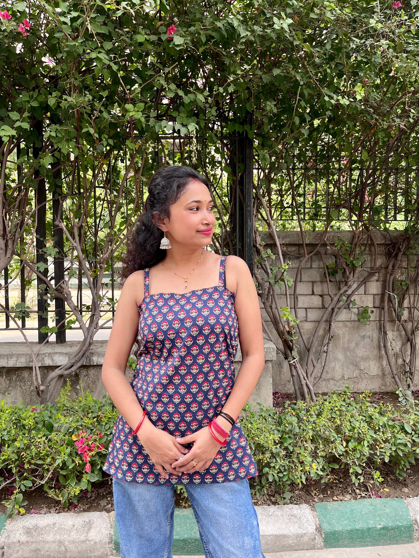 Dahlia Strappy Backless Kurti