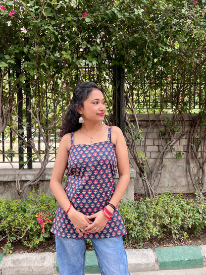 Dahlia Strappy Backless Kurti